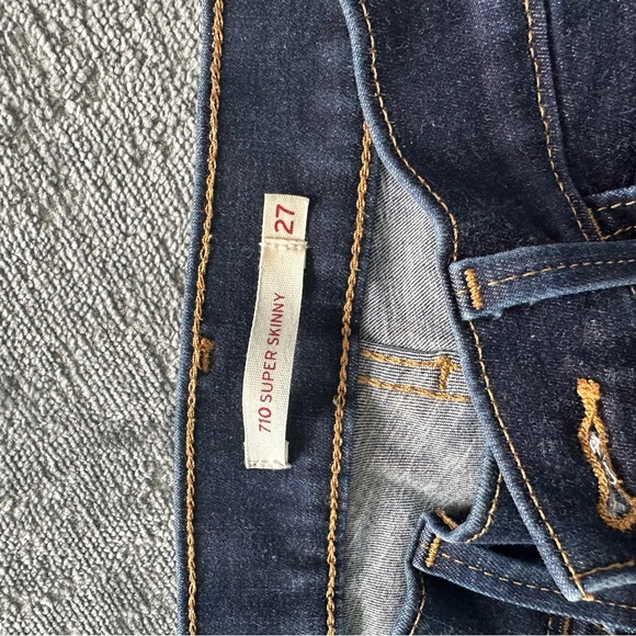 710 Levi’s Super Skinny 27 EUC - Picture 4 of 5